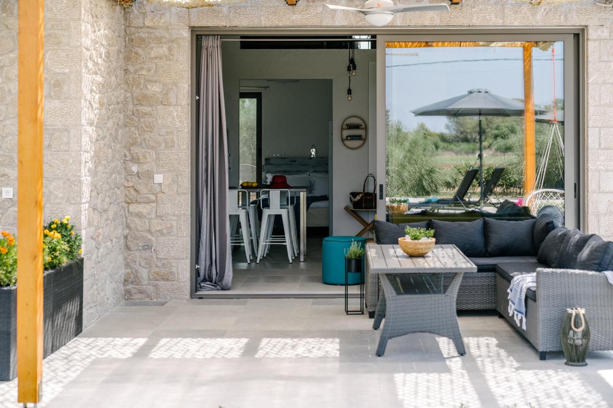 Irissa Suites Paralia Irion Eksteriør bilde